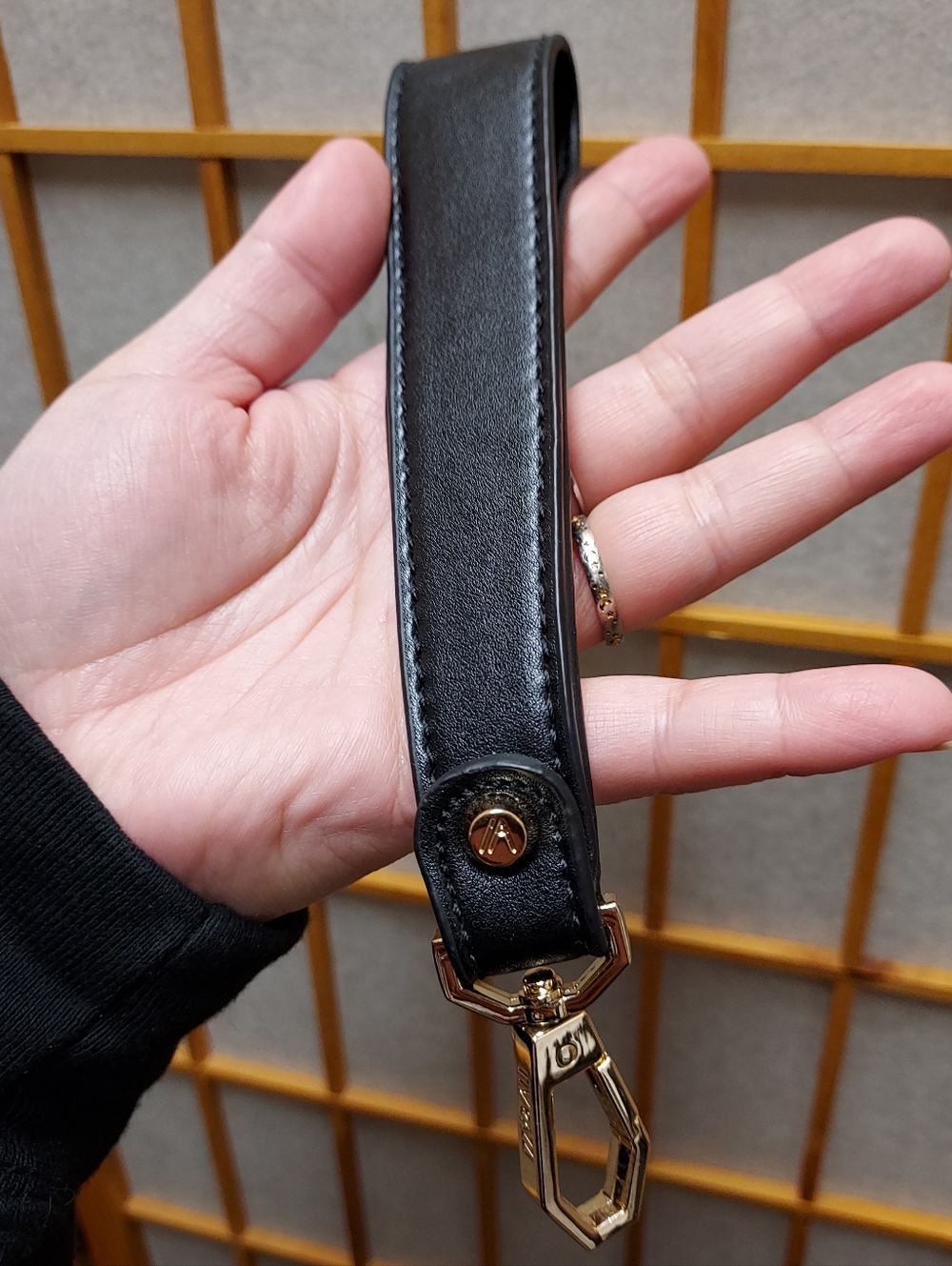 🖤 FOXBLOOD IZZY & ALI Ring Bucket crossbody clutch Vegan removable straps Purse - Picture 8 of 8